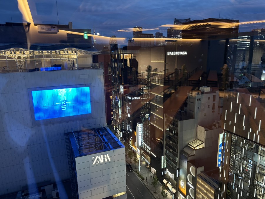 窓からの景色_夜1