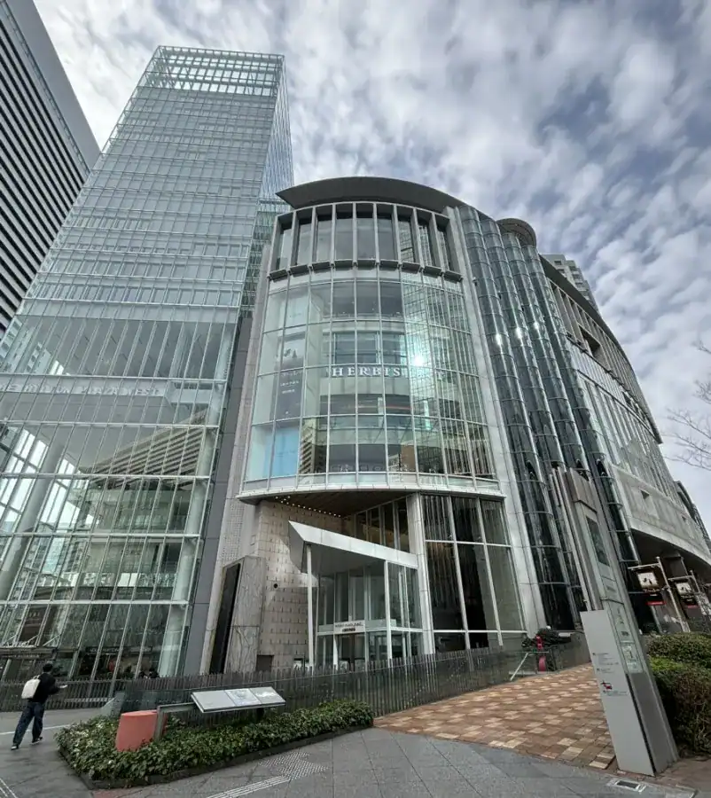 ハービスENT外観